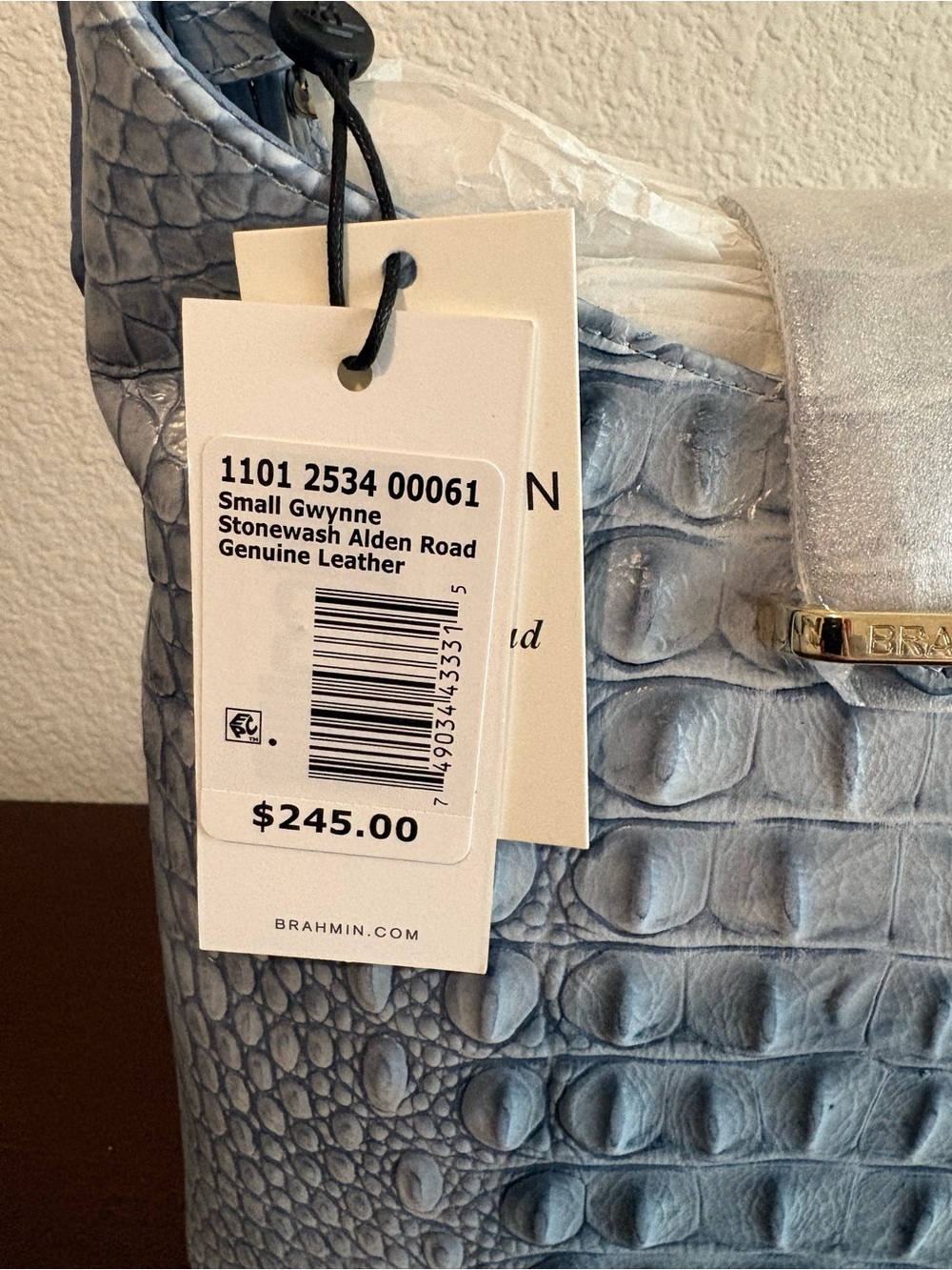 Brahmin Small Gwynne Croc-Embossed Leather Shoulder Bag in Ice Blue - Picture 3 of 4